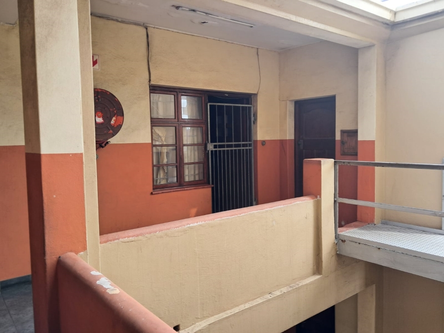 2 Bedroom Property for Sale in Port Elizabeth Central Eastern Cape